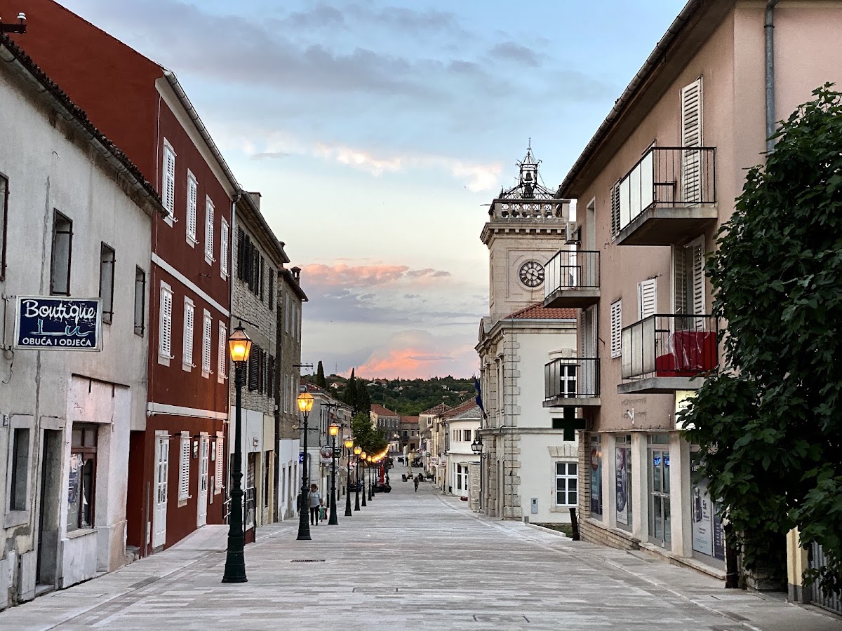 Fotografija lokacije Grad Benkovac (Grad).