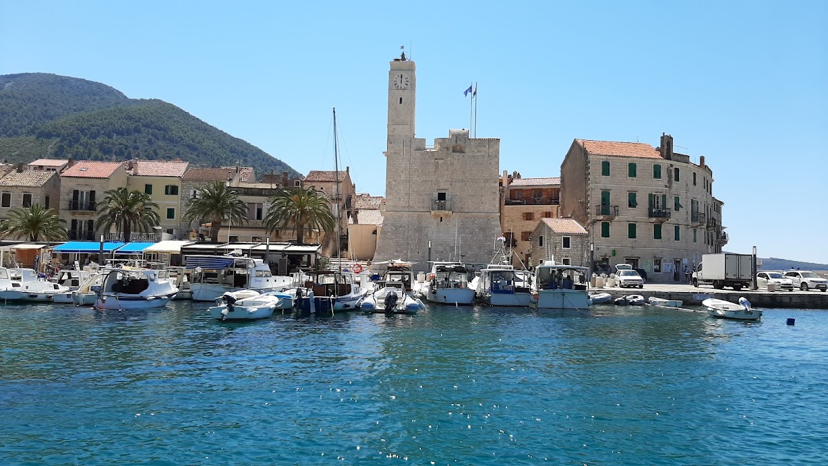 Fotografija lokacije Grad Komiža (Grad).